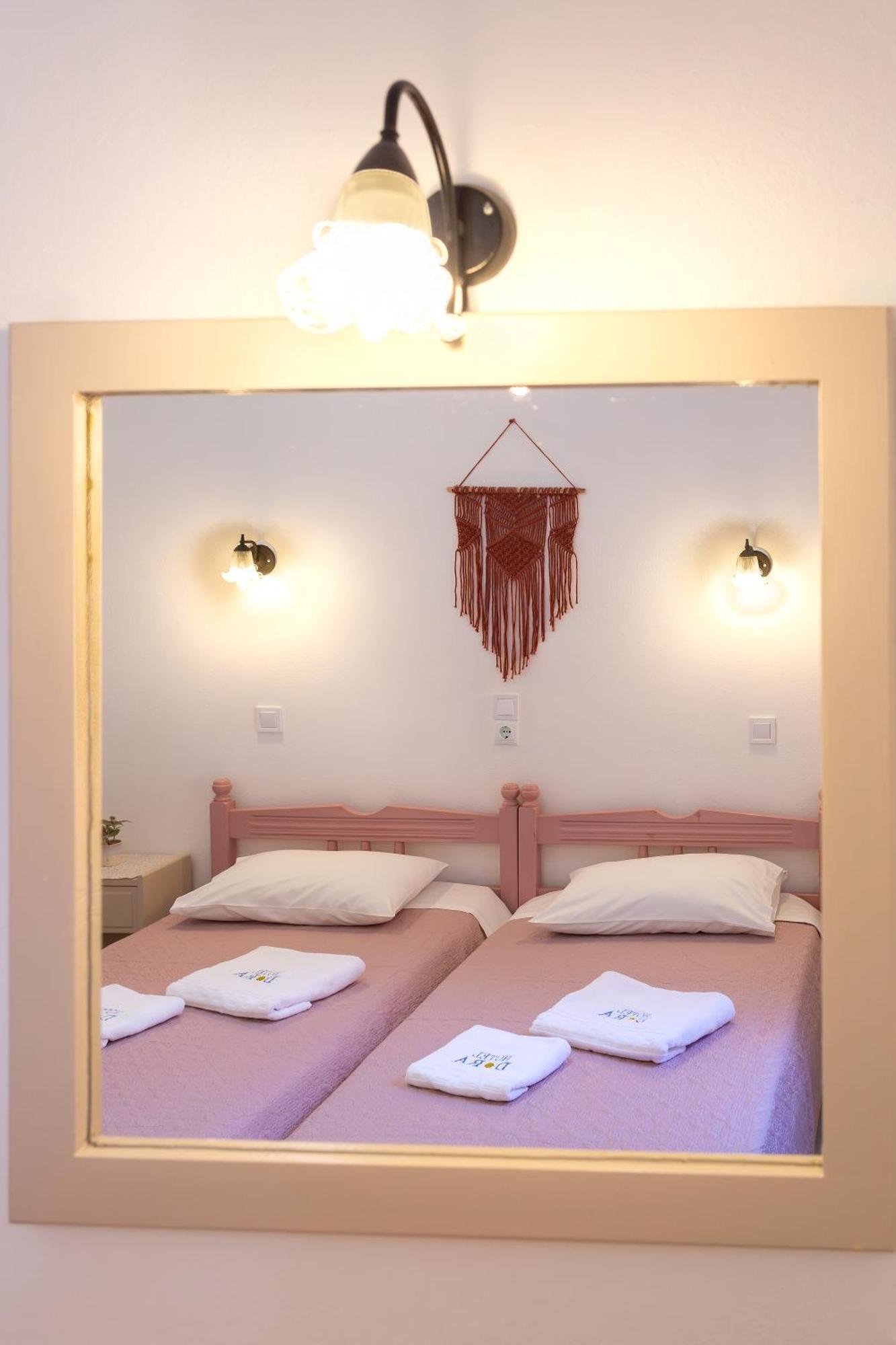 Dora'S Studios & Apartments Mégas Yialós-Nítes エクステリア 写真