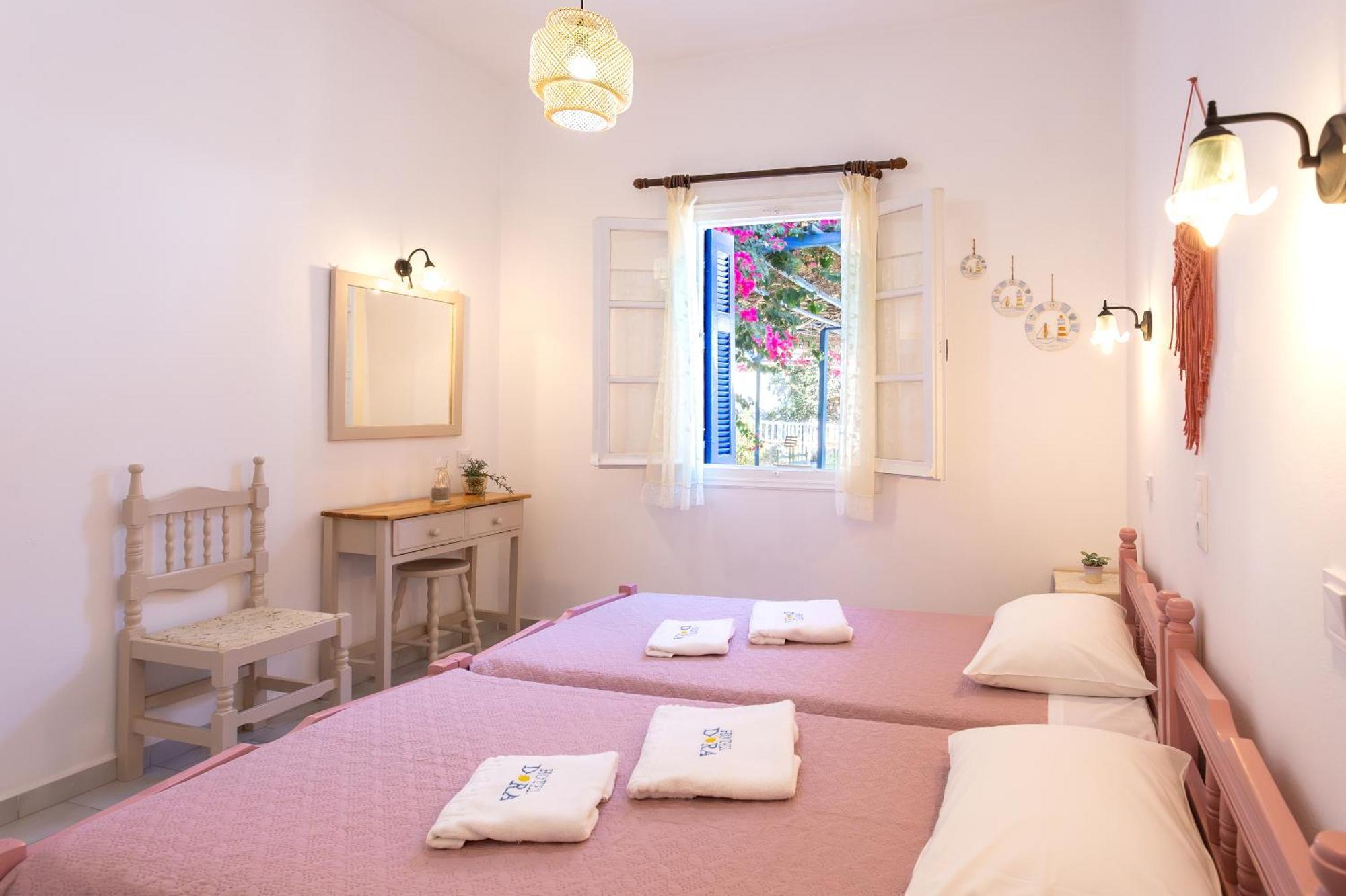 Dora'S Studios & Apartments Mégas Yialós-Nítes エクステリア 写真